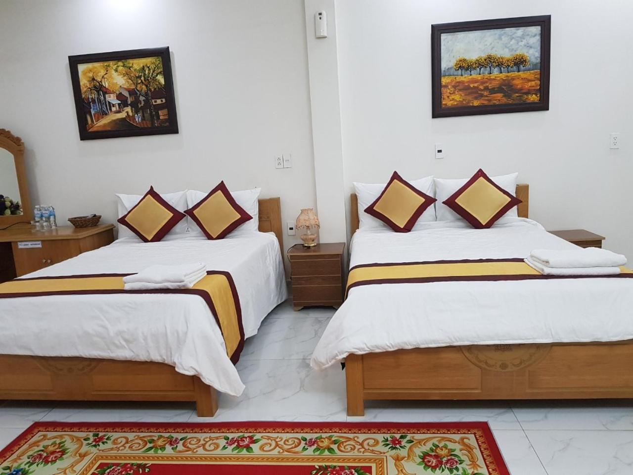 Kim Cuong - Hotel Near Tan Son Nhat Airport โฮจิมินห์ซิตี้ ภายนอก รูปภาพ